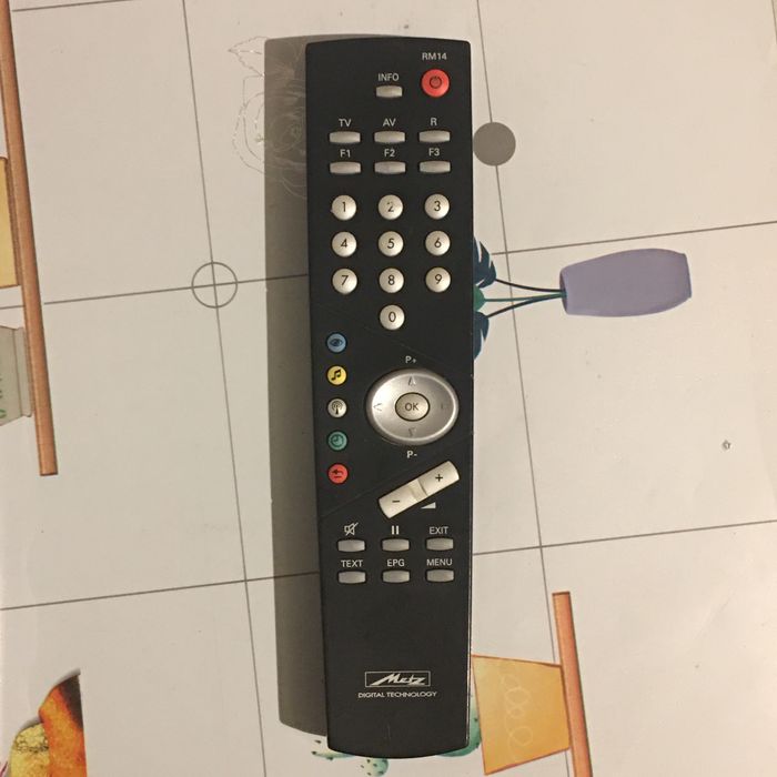 Pilot do tv Metz RM14