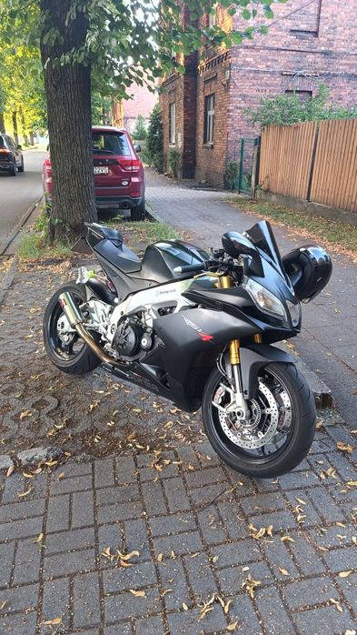 Aprilia RSV4 1000 APRC