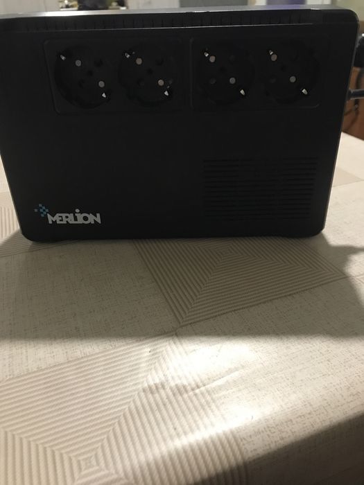 Бесперебойник Merlion