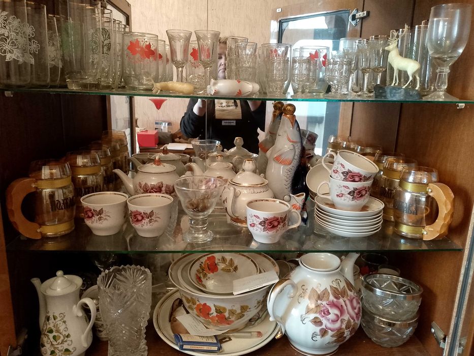 Продам новую посуду, самовар, хрусталь, чайник, чашки