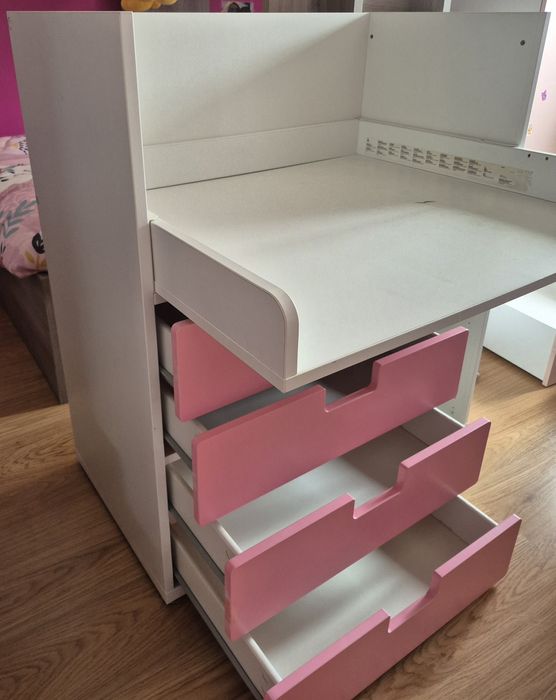 Fraldario/secretária Ikea