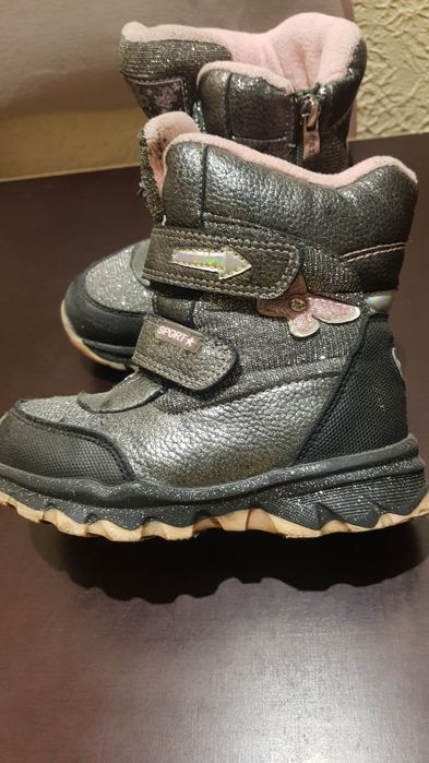 Ботинки зимнее 28р. На девочку