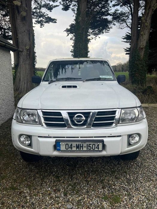 Nissan Patrol Y61 longo facelift 2004