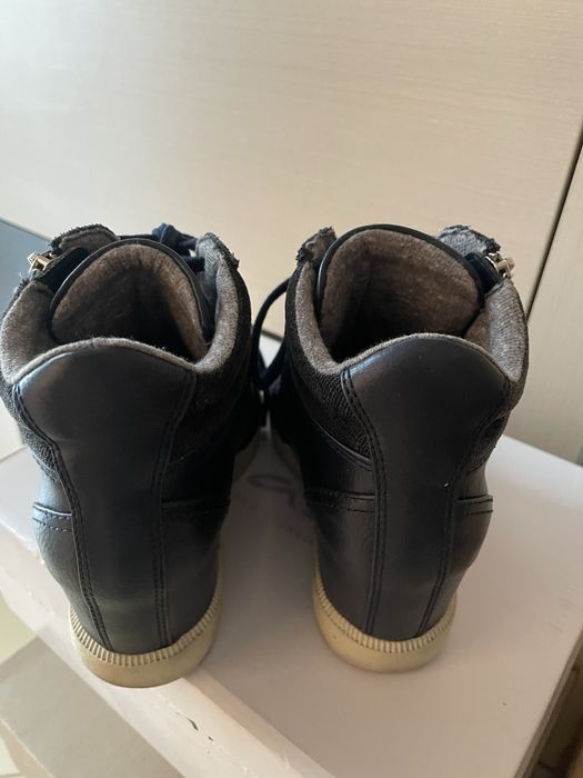 Sneakersy Esprit na ukrytym koturnie roz. 36