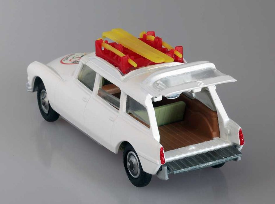 Miniatura Corgi Toys Algés, Linda-A-Velha E Cruz Quebrada-Dafundo