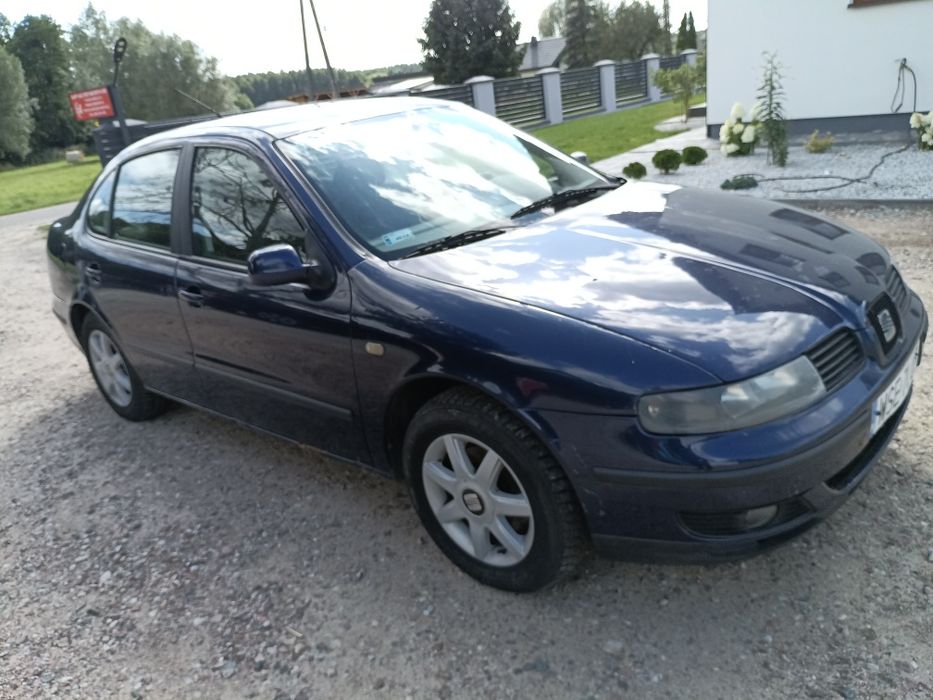 Seat toledo 2 1.9 TDI 110 km zwykła pompa, hak