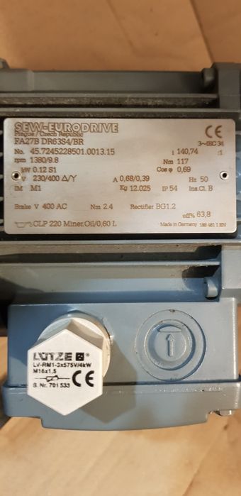 Мотор-редуктор SEW-EURODRIVE FA27B DR63S4/BR 0.12 кВт, 1380/9.8 об/хв