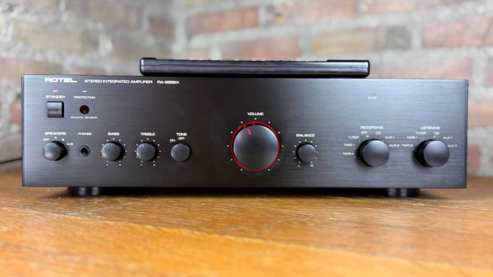 ROTEL RA-985BX Mocny wzmacniacz stereo - Pilot - Japan Sound