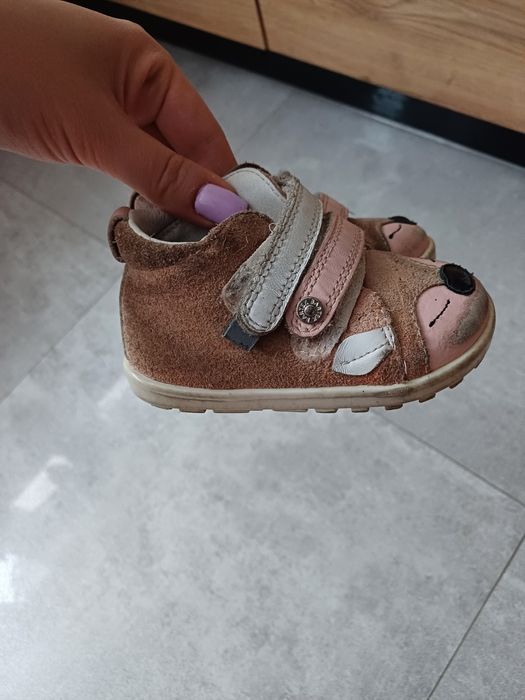 Wiosenne dziewczęce trzewiki Bartek r. 20