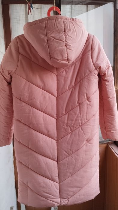 Пуховик зимовий на 11-12 років