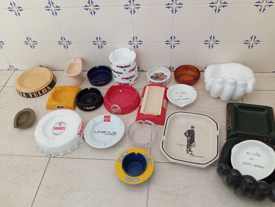 Coleção 50 cinzeiros