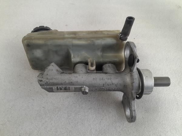 Bomba central dos travões RENAULT Megane II Break (KM0/1_)