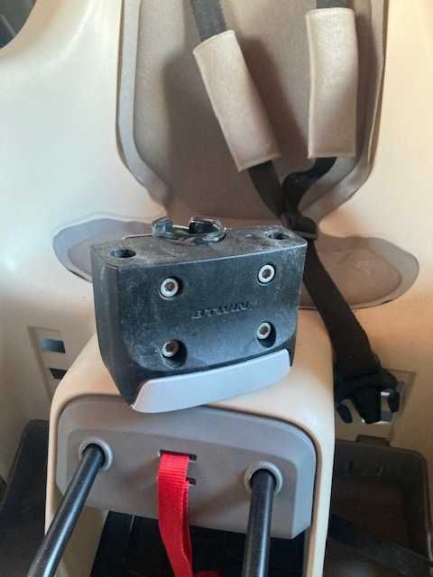 Cadeira de criança para bicicleta - oferta de capacete