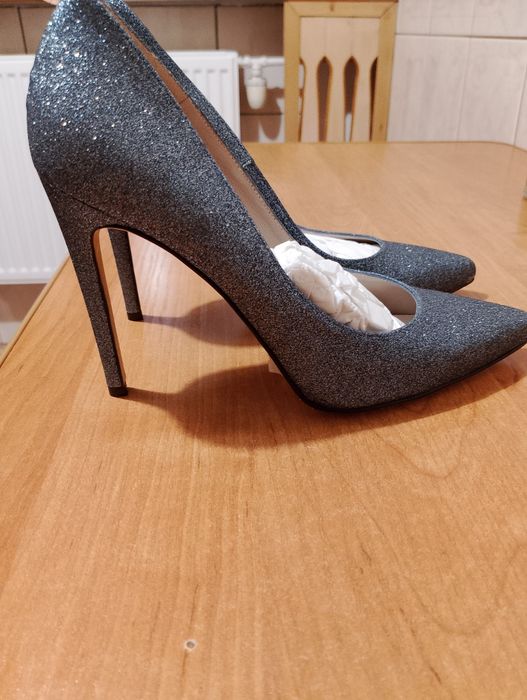 Buty damskie brokatowe nowe rozmiar 39 roz wkładki 25