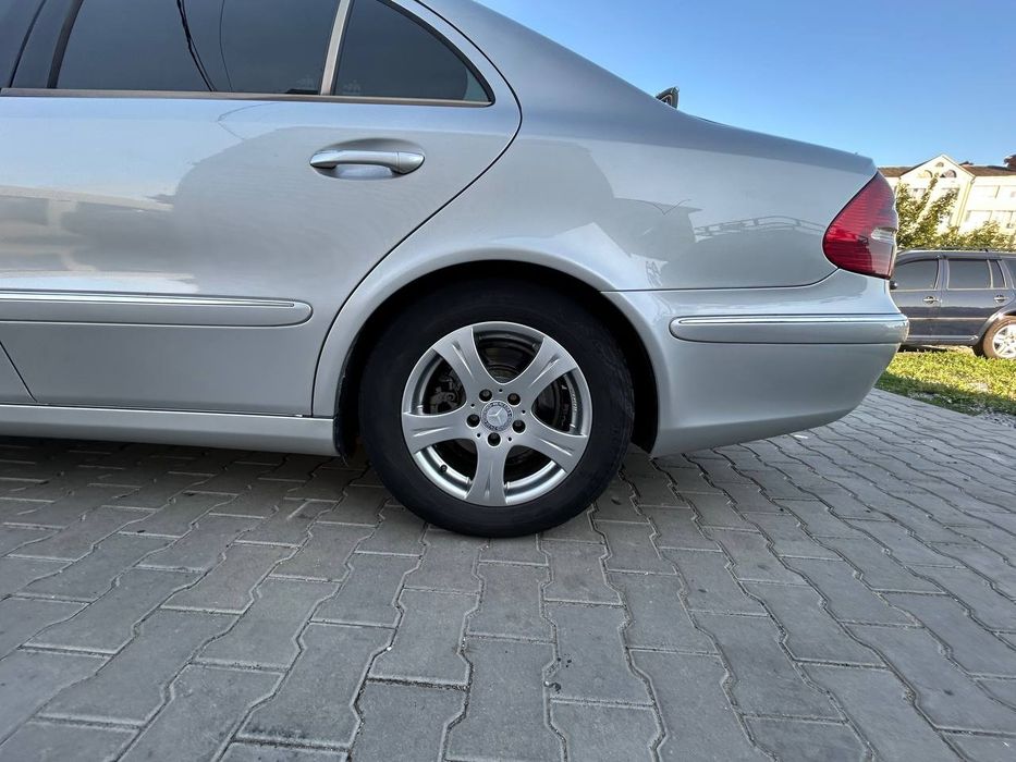Продам  власне авто Mersedes E211 2003р. 2.2 дизель