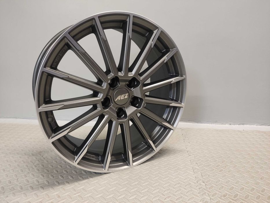 Felgi aluminiowe 19 Tesla Model 3 Honda Accord CR-V 5x114,3, NOWE