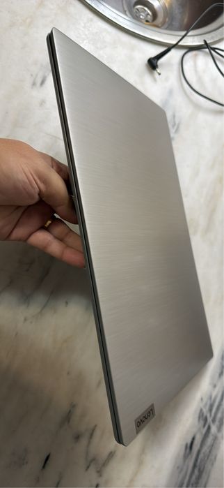 Lenovo IP3 barely used64751977073283123