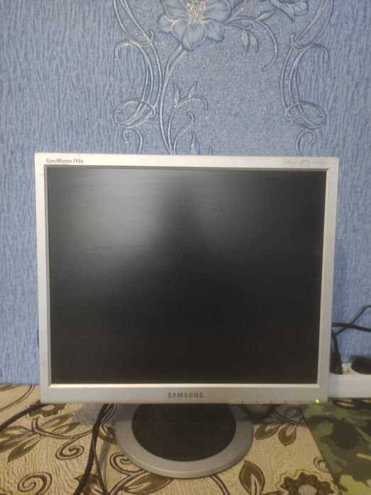 Монітор SyncMaster 710n