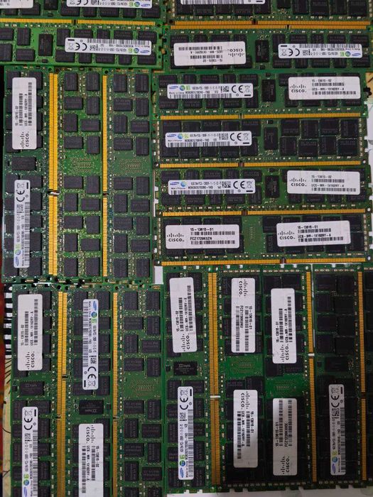 Серверна RAM Samsung 16GB DDR3 ECC RDIMM (20 шт,)