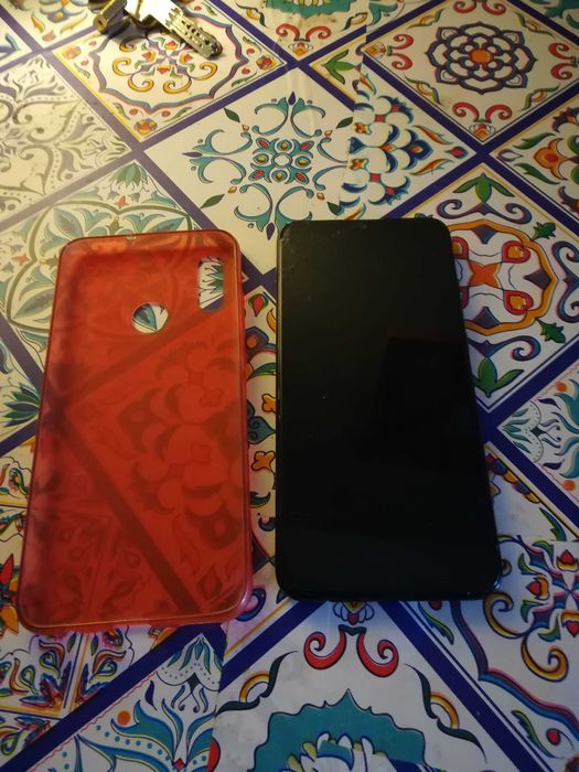 Huawei P Smart 2019 Preto • 64 GB • Dual SIM físico