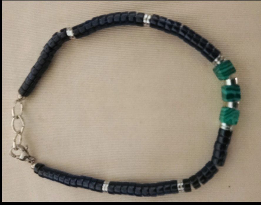 Pulseira de malaquite e ónix  negro