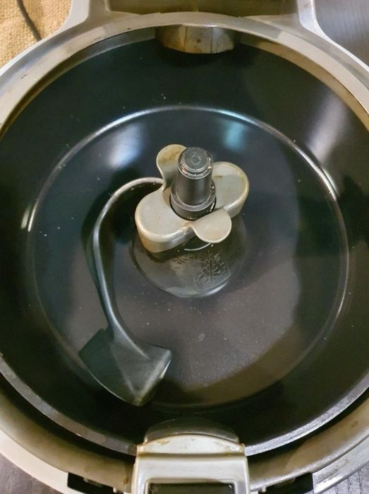 Fritadeira air fryer em muito bom estado