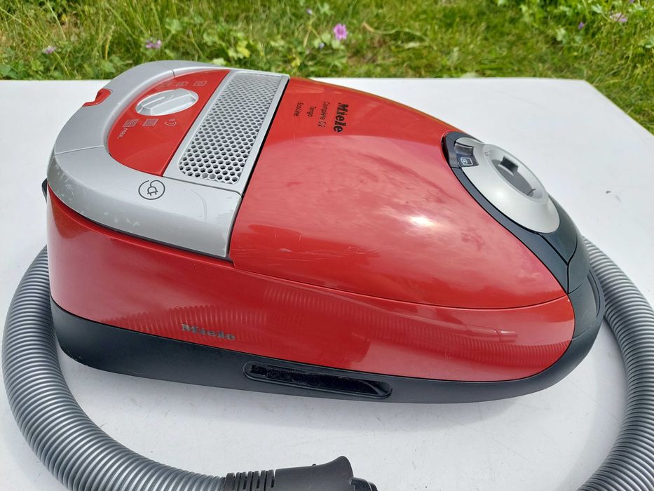 Odkurzacz miele c2 complete tango jednoroczny