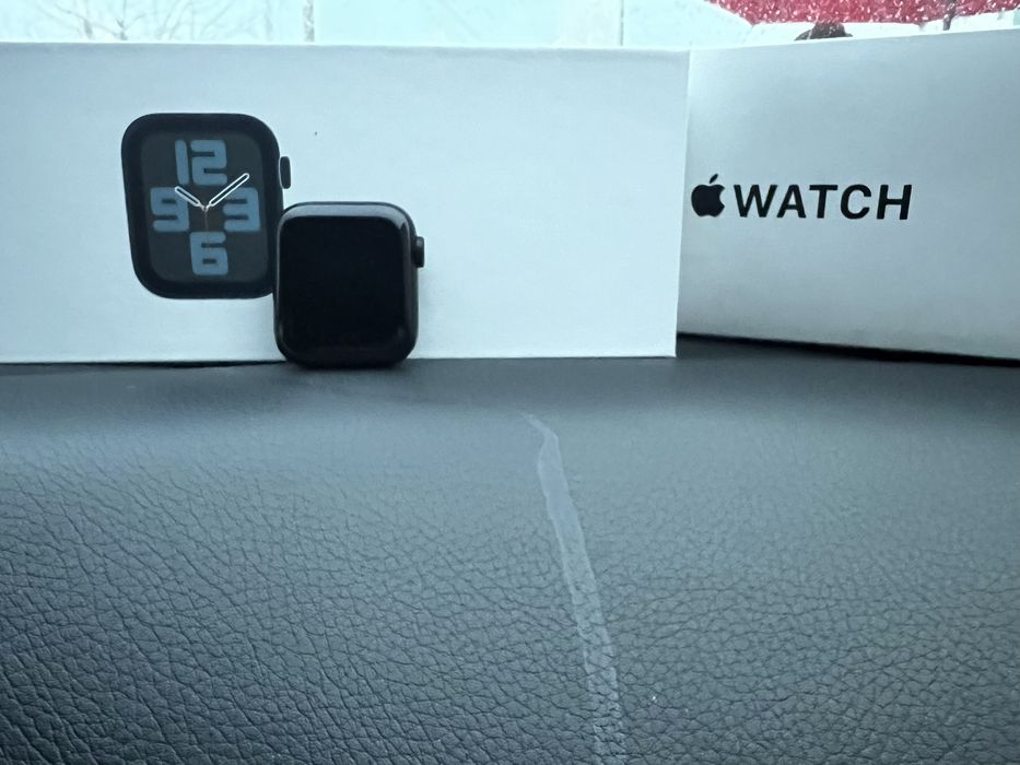 Apple Watch SE (Gen 2) 40mm