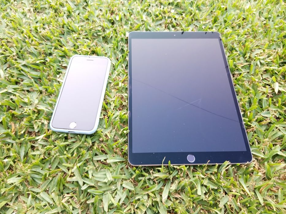 Apple iPad + iPhone SE 2020 PARA DESPACHAR