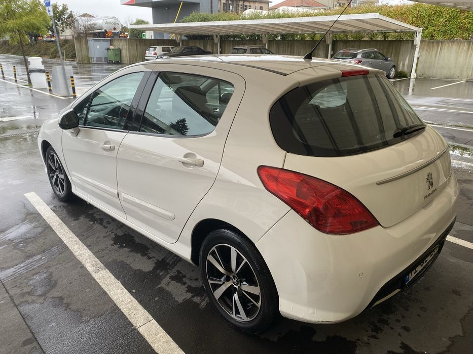 Peugeot 308 1.6 e-HDi Sport