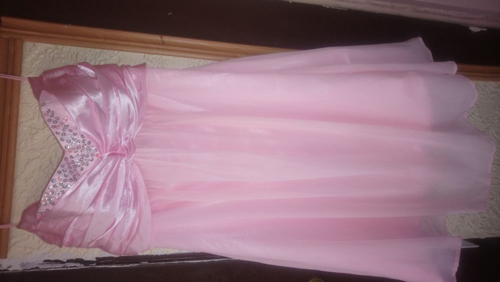 Sukienka puder róż