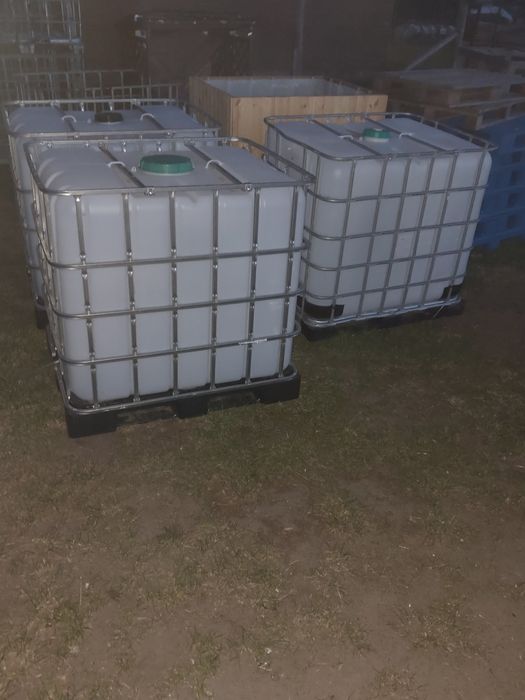 Zbiornik 1000l MAUZER,CZARNE  czyste