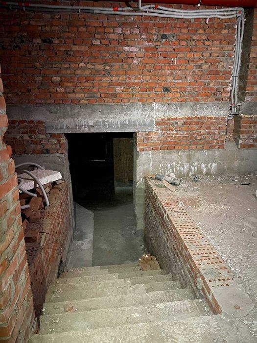 Продаж комерційного приміщення Винники 110 м.кв.