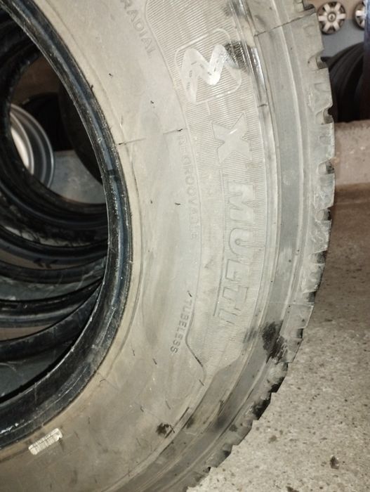 Opony 265/70 R 19,5