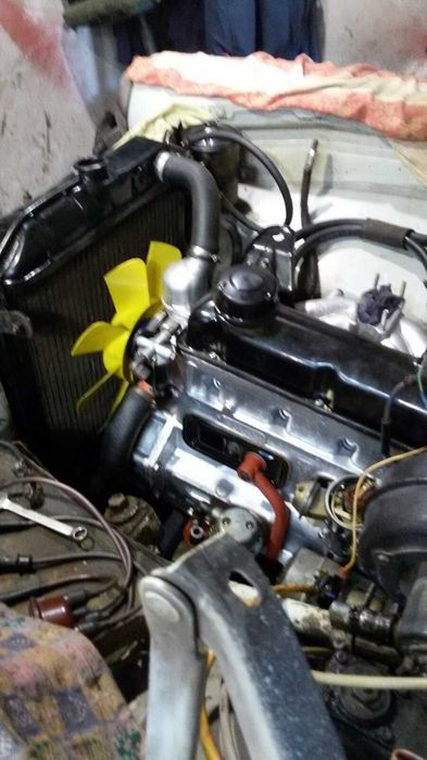 Двигун після ремонту 402 Газ 21 24 66 двері 69