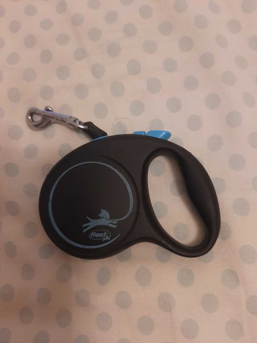 продам поводок Flexi  3 м до 12 кг