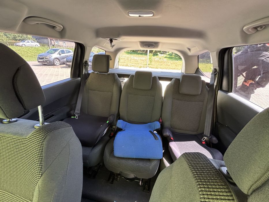 Peugeot 5008 1.6 BlueHDi 120KM AUTOMAT 2015r