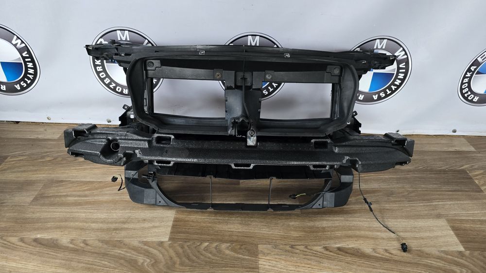 Передня панель підсилювач бамперу БМВ Х1 Е84
