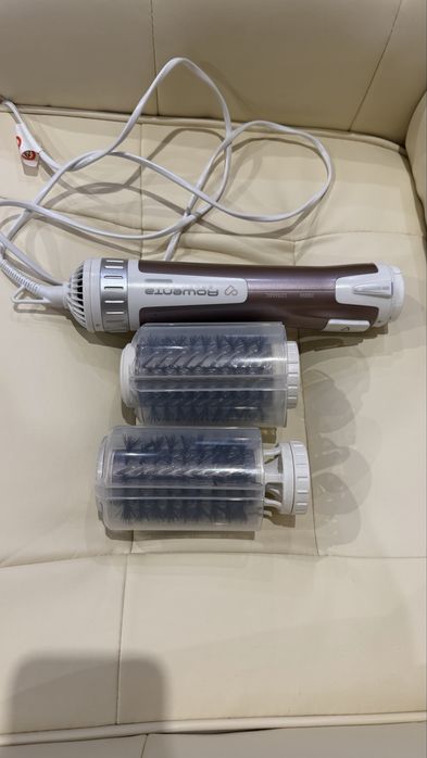 Фен  Rowenta Brush Activ