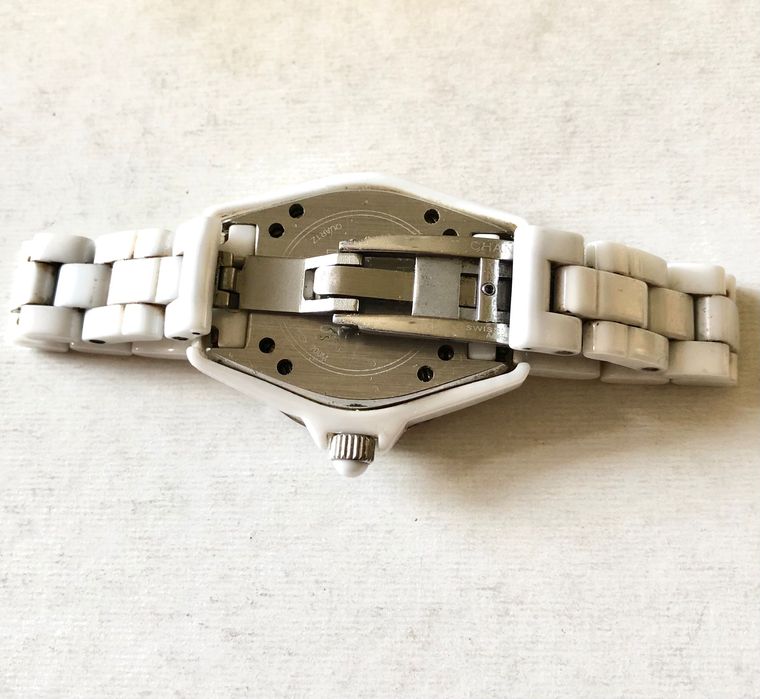 Chanel J12 на запчастини