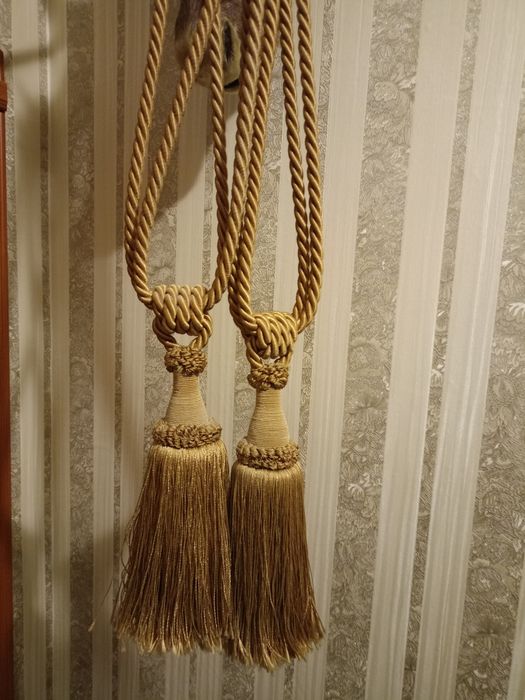 Китиці (підхвати) для штор