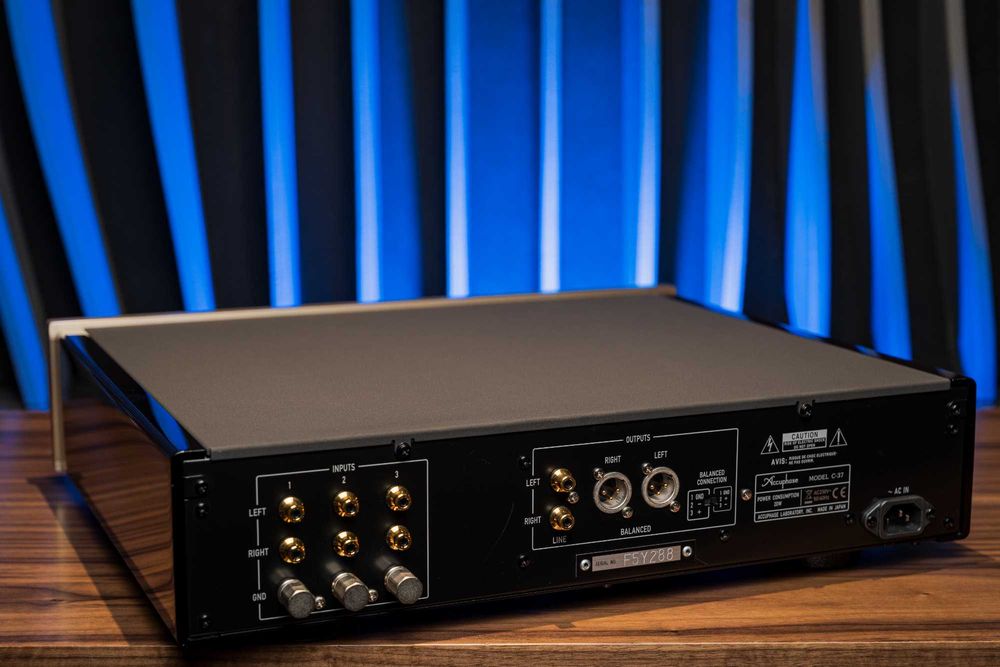 Accuphase C-37 przedwzmacniacz gramofonowy preamp phono
