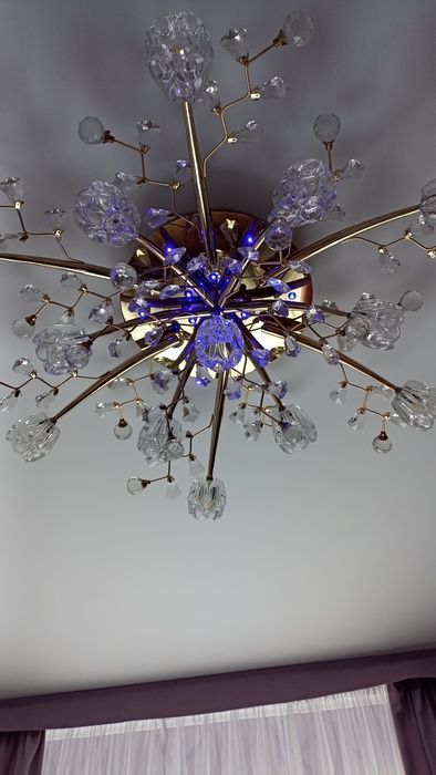 Продам люстру з LED підсвідкою