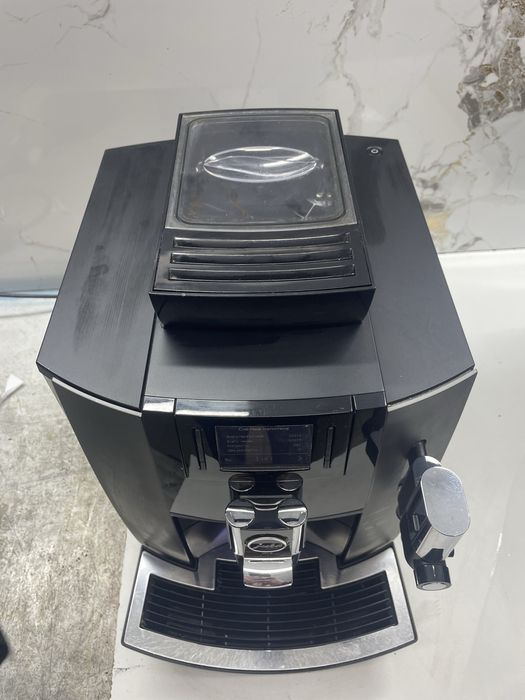 Кавомашина Jura We8