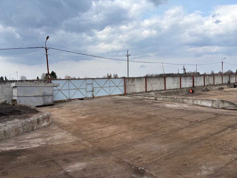 Здам в оренду складське приміщення та земельну ділянку
