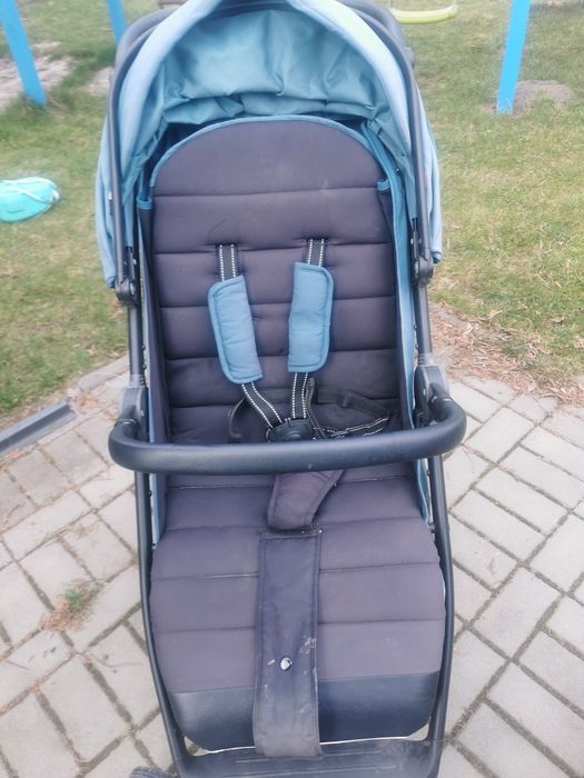 Wózek spacerowy Carello Bravo Plus 2023