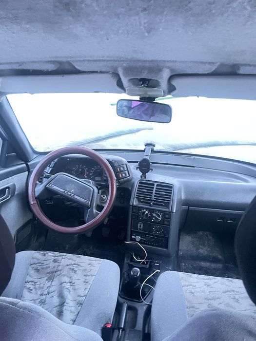 Розборка ваз 21010  1.6 бензин 2005 рік можливий продаж і цілою