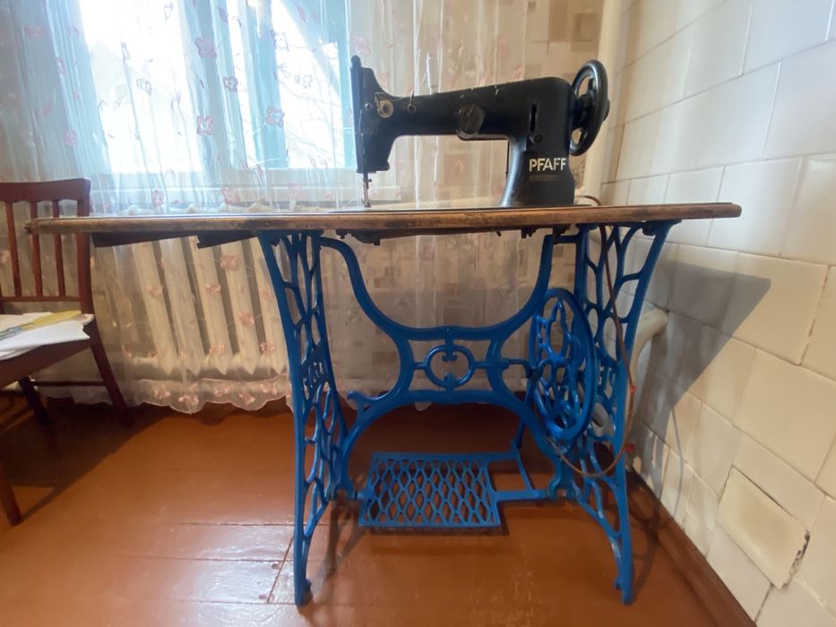 Швейная машинка антиквариат Pfaff
