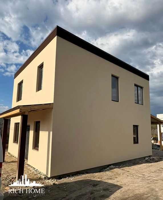Білогородка, без %. 5 сот, 120м2. Центральна сторона. Новий будинок