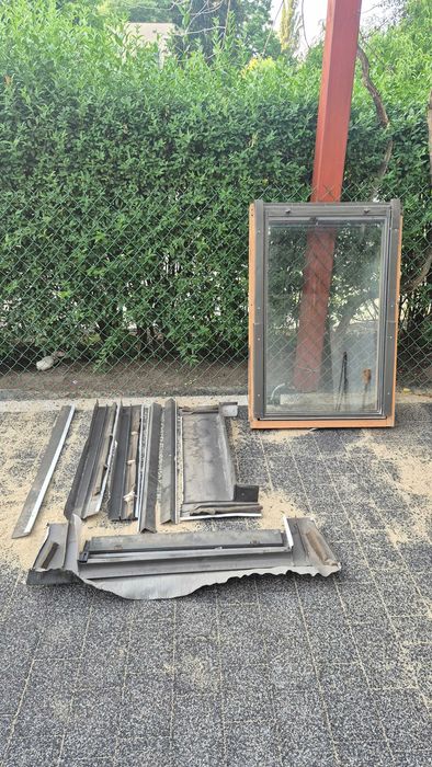 Okno Dachowe 78x118 + kołnierz - 2 szt.